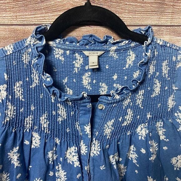 J Crew Indigo Blue Chambray Floral Popover Top - Picture 7 of 7
